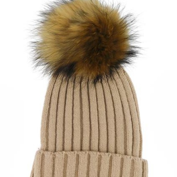 Knitted Hats with Removable Fur Pom main image 4